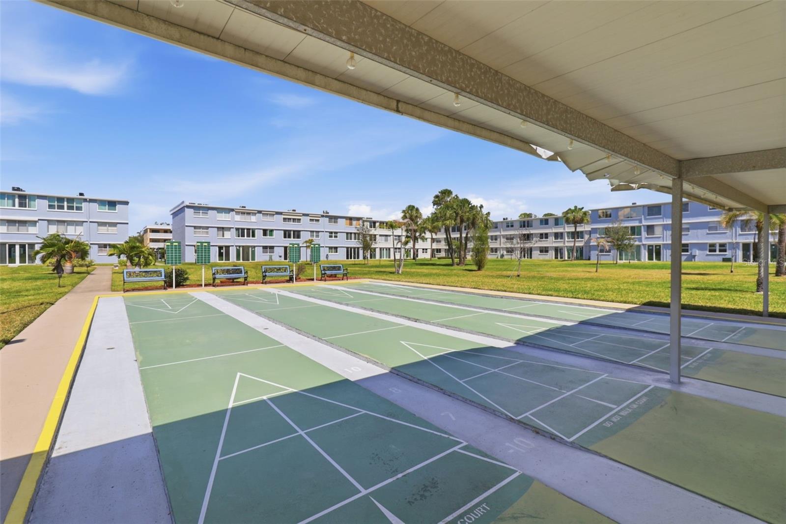 Image 24 of 28 For 4895 Bay Street Ne 110