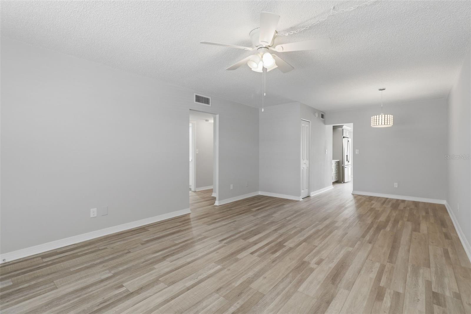 Image 6 of 28 For 4895 Bay Street Ne 110