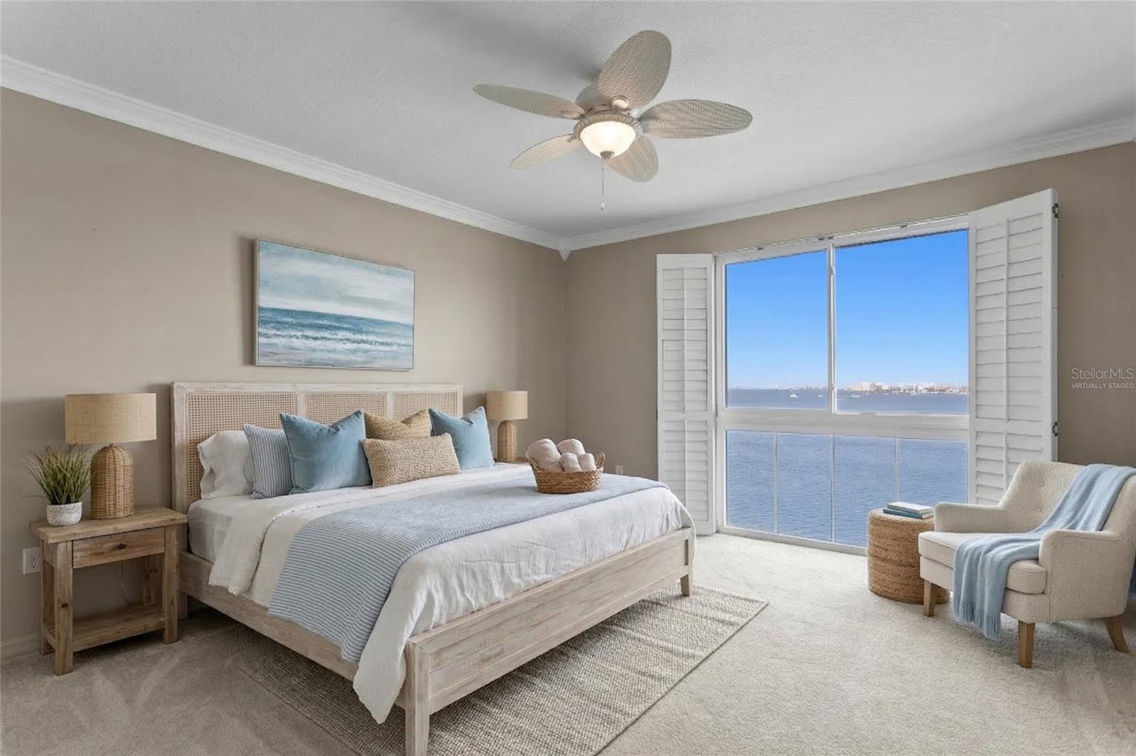 Image 25 of 54 For 4717 Dolphin Cay Lane S 507