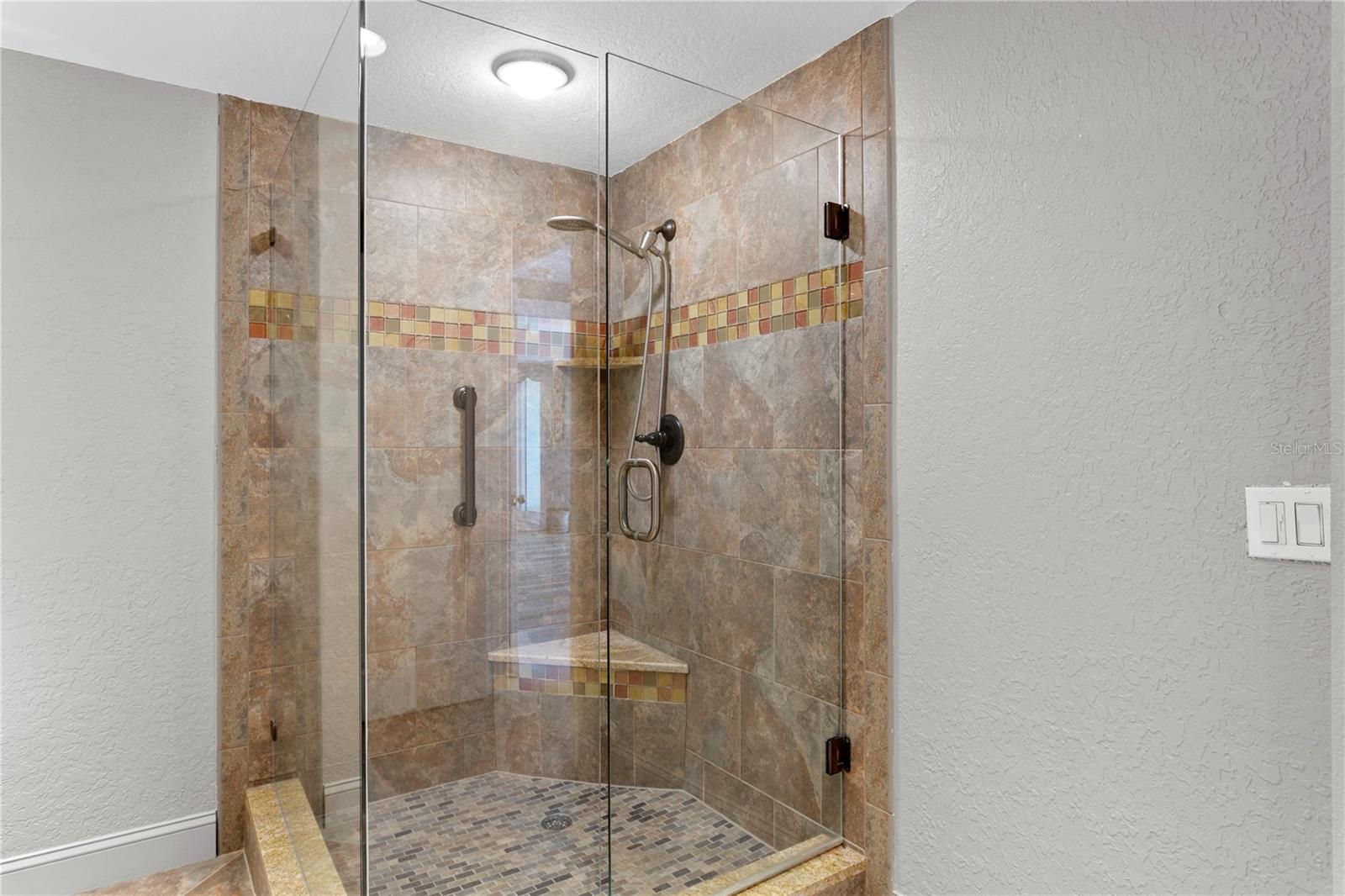 Image 28 of 54 For 4717 Dolphin Cay Lane S 507