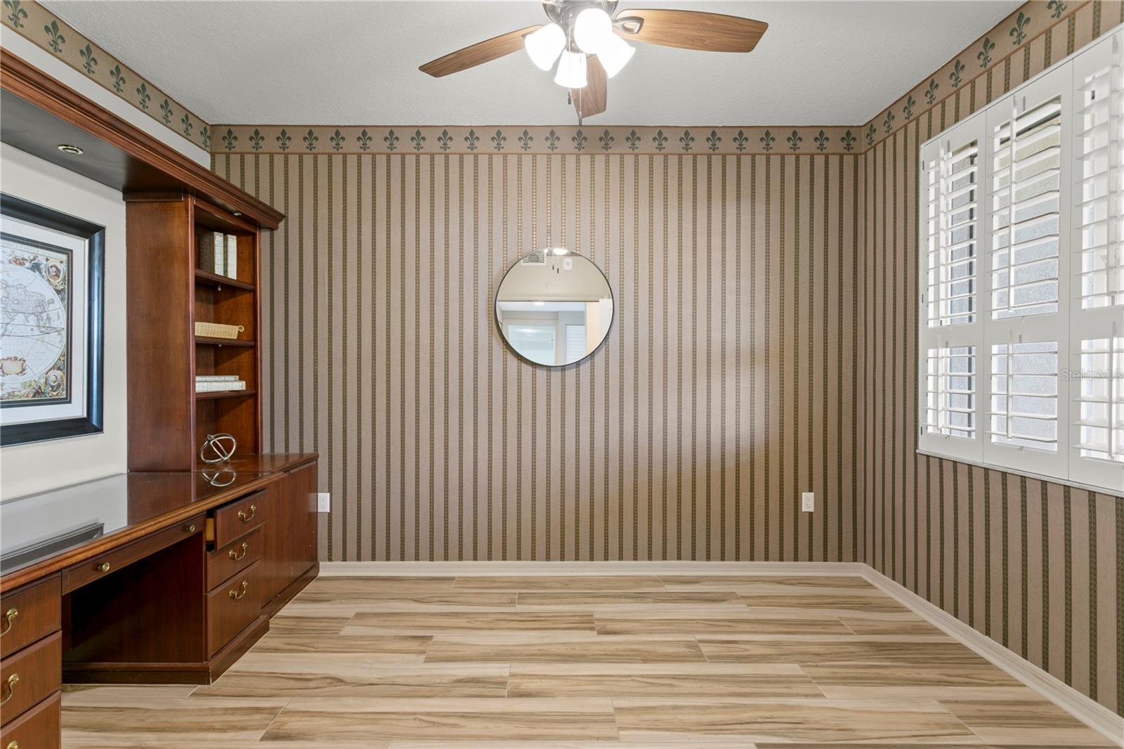 Image 30 of 54 For 4717 Dolphin Cay Lane S 507