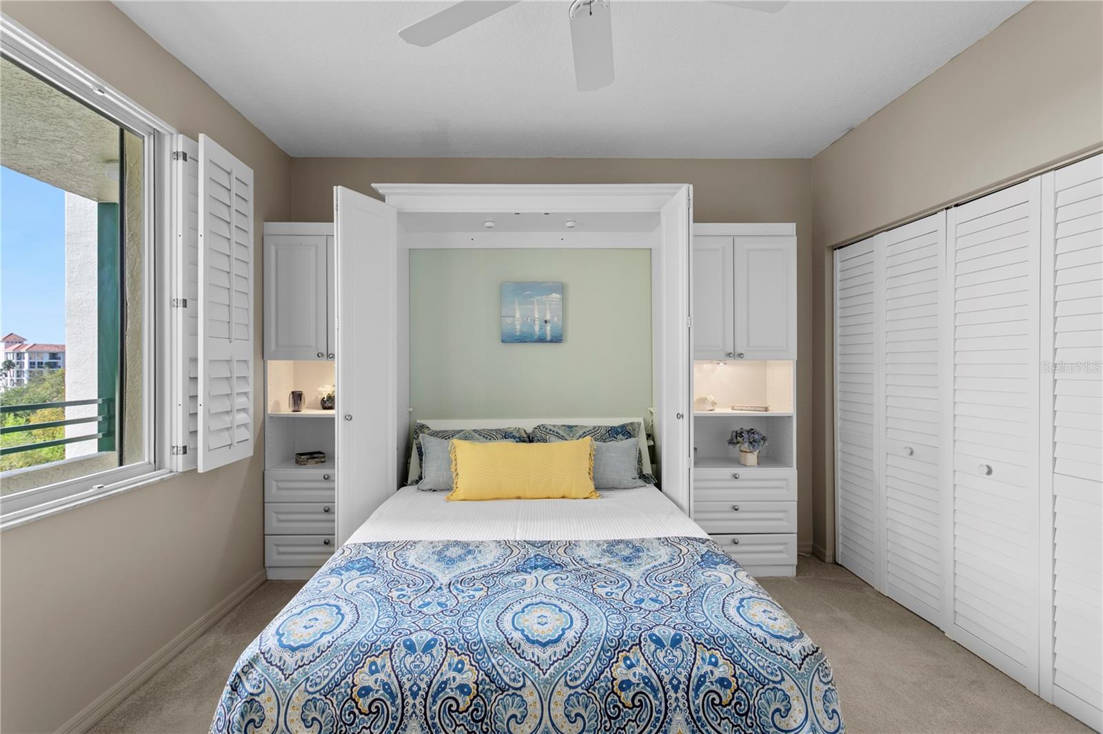 Image 35 of 54 For 4717 Dolphin Cay Lane S 507