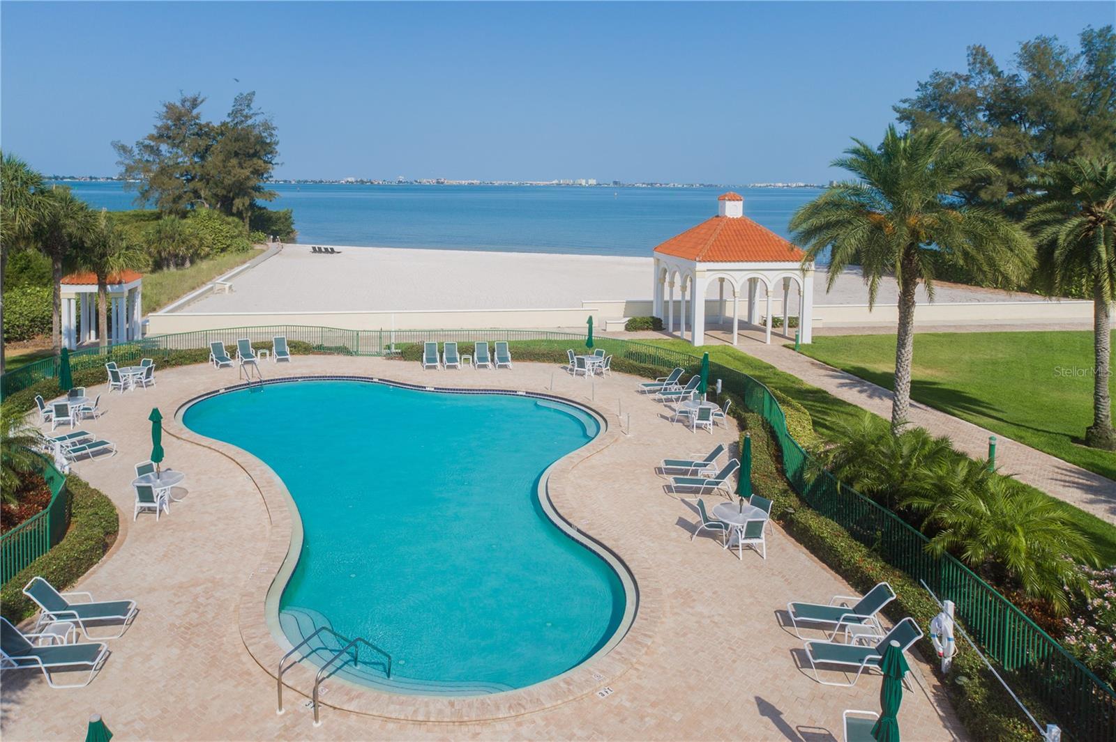 Image 47 of 54 For 4717 Dolphin Cay Lane S 507