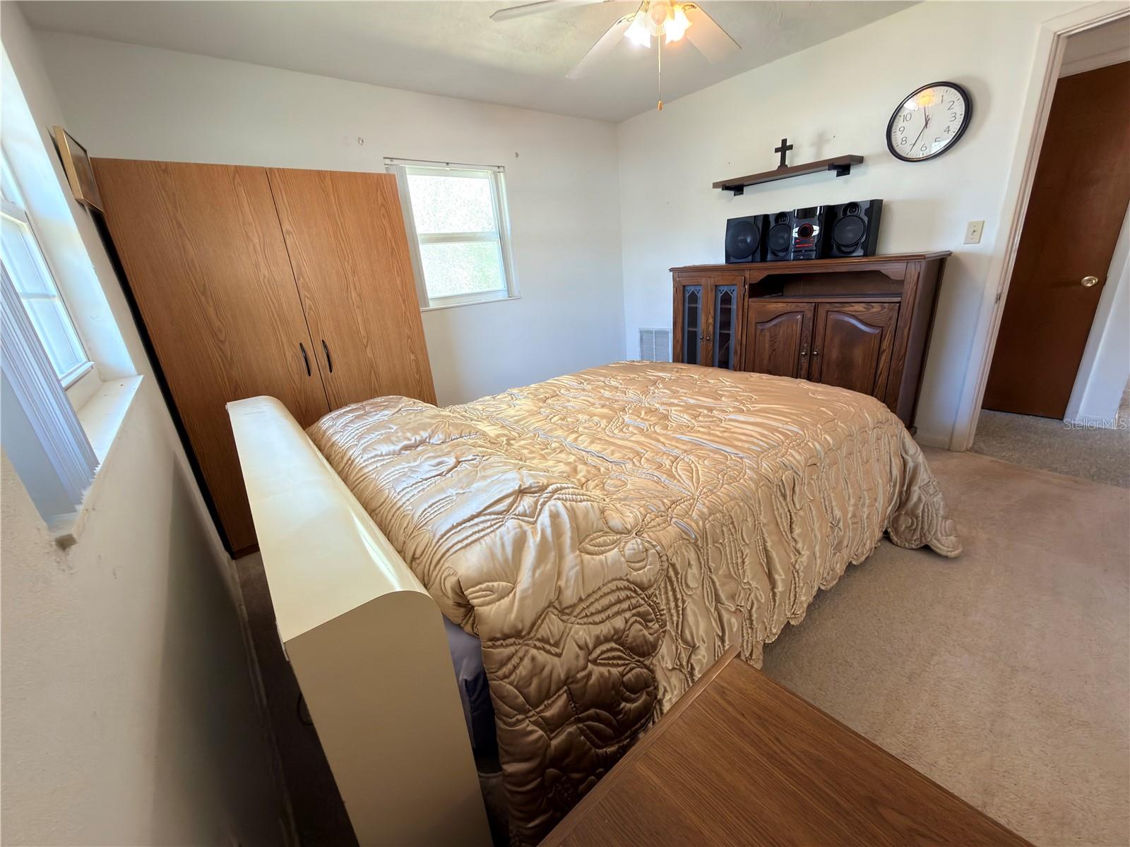 Image 19 of 23 For 6135 Oneida Street