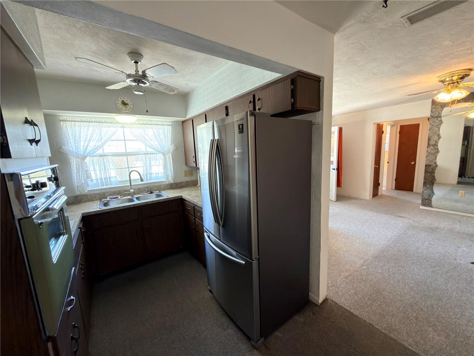 Image 6 of 23 For 6135 Oneida Street