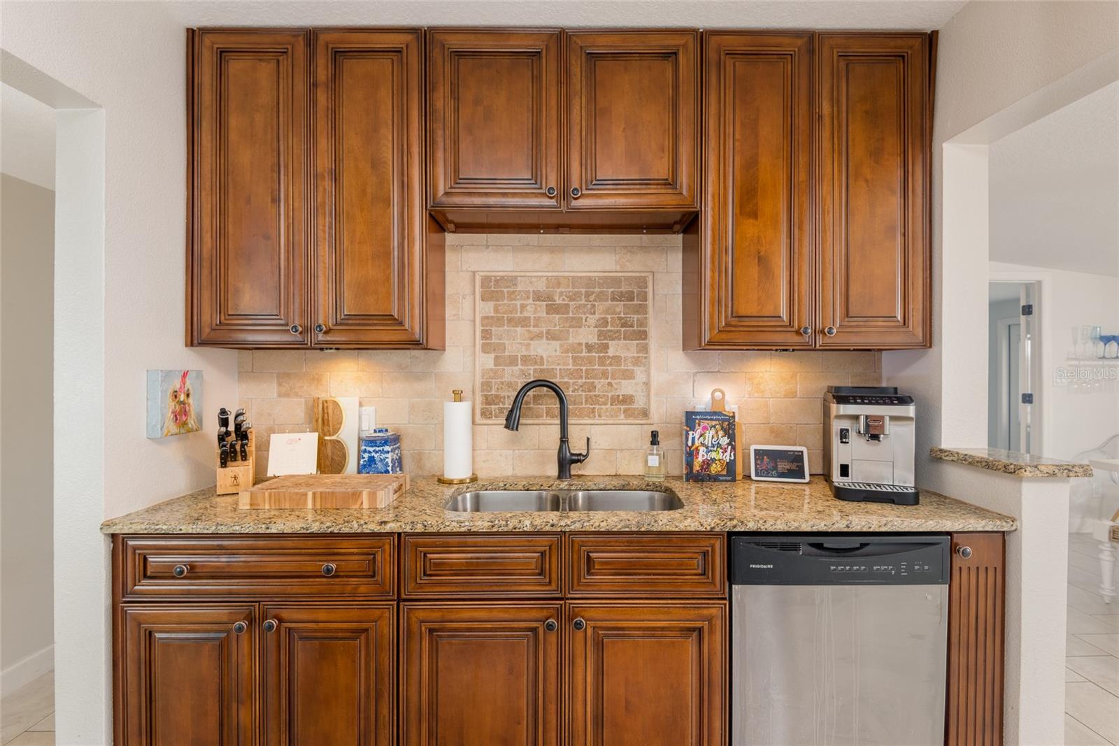 Image 10 of 27 For 2407 Harold Avenue