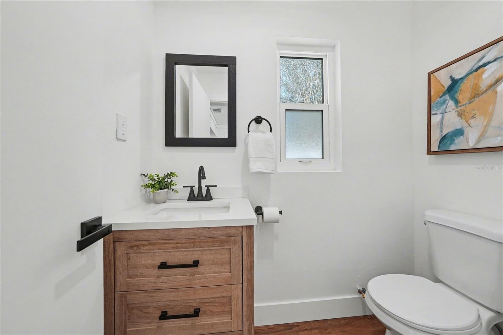 Image 14 of 23 For 2318 Carroll Place