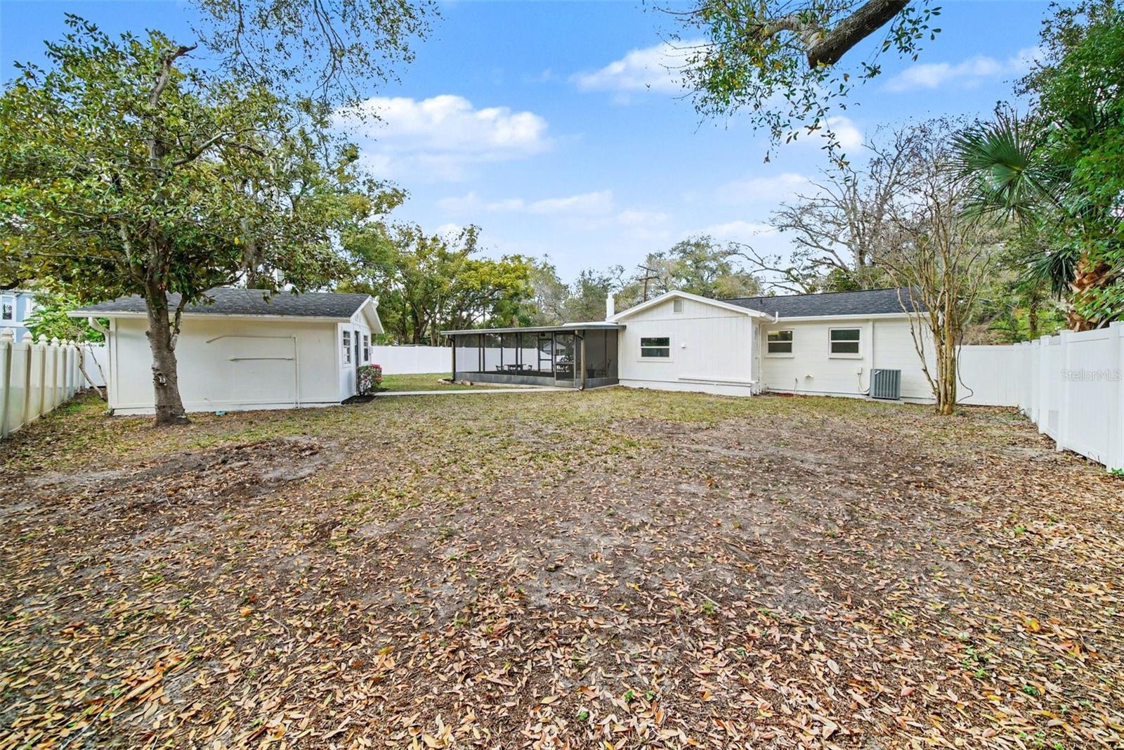 Image 22 of 23 For 2318 Carroll Place