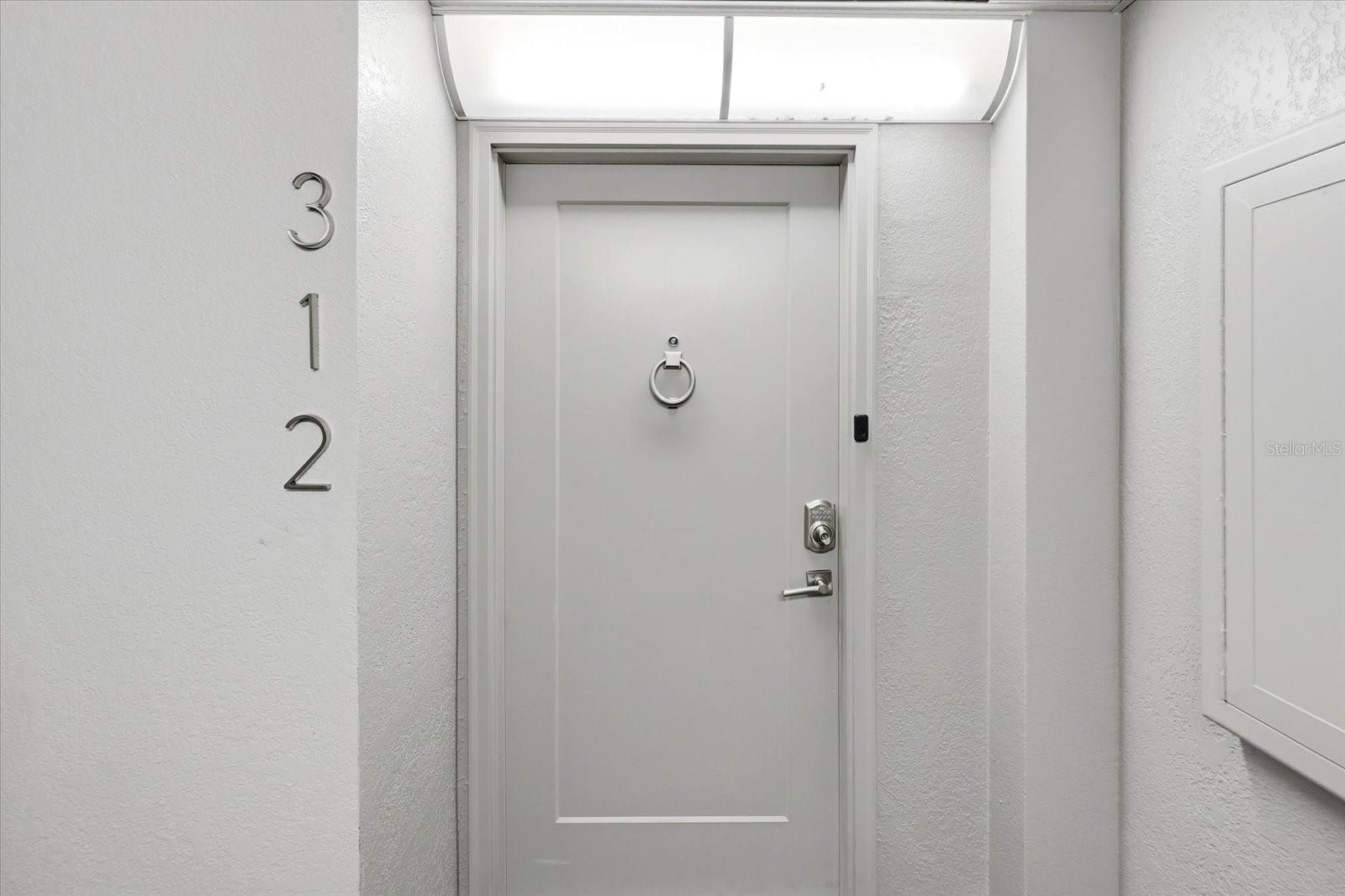 Image 3 of 31 For 400 Island Way 312