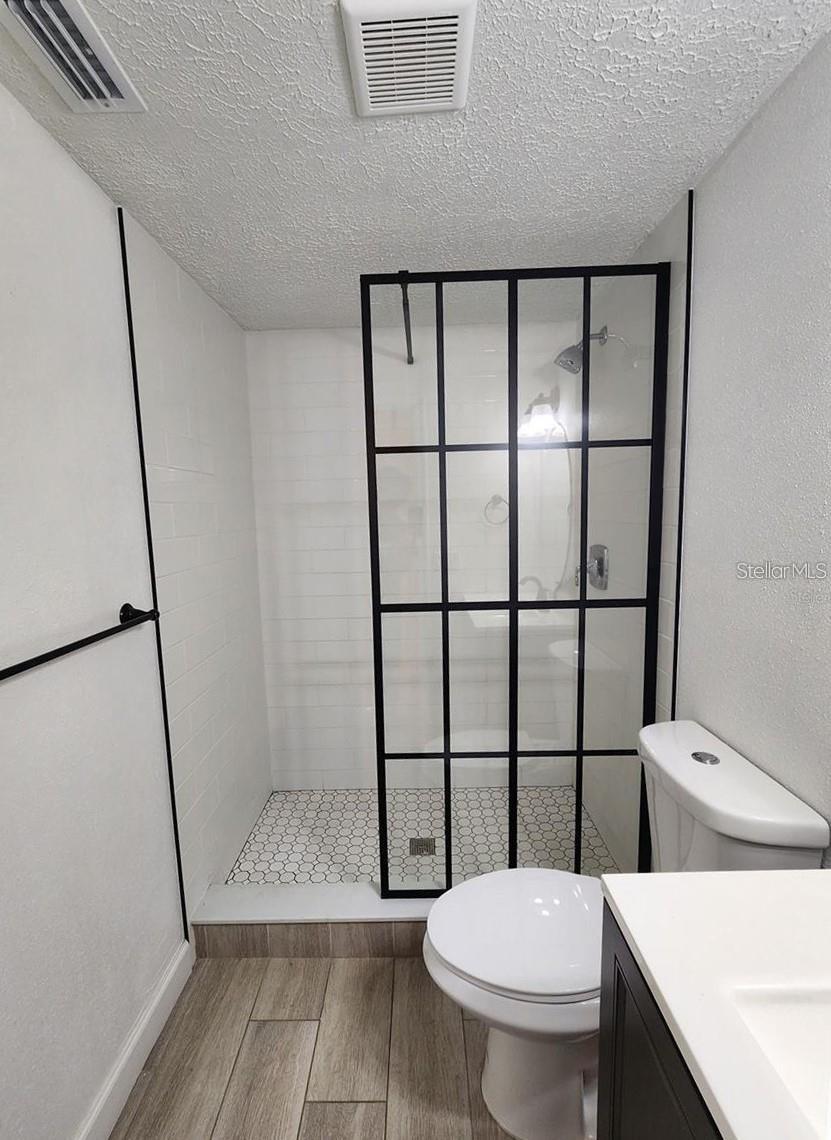 Listing photo id 8 for 3244 Fox Lake Drive