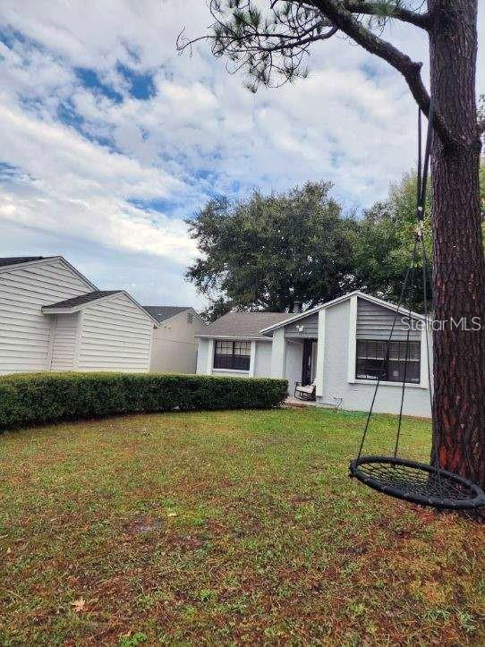 Listing photo id 10 for 3244 Fox Lake Drive