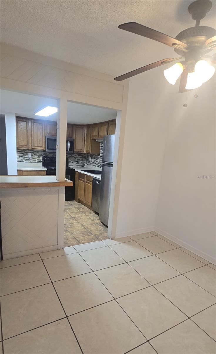 Image 4 of 8 For 7627 Dolonita Drive 7627