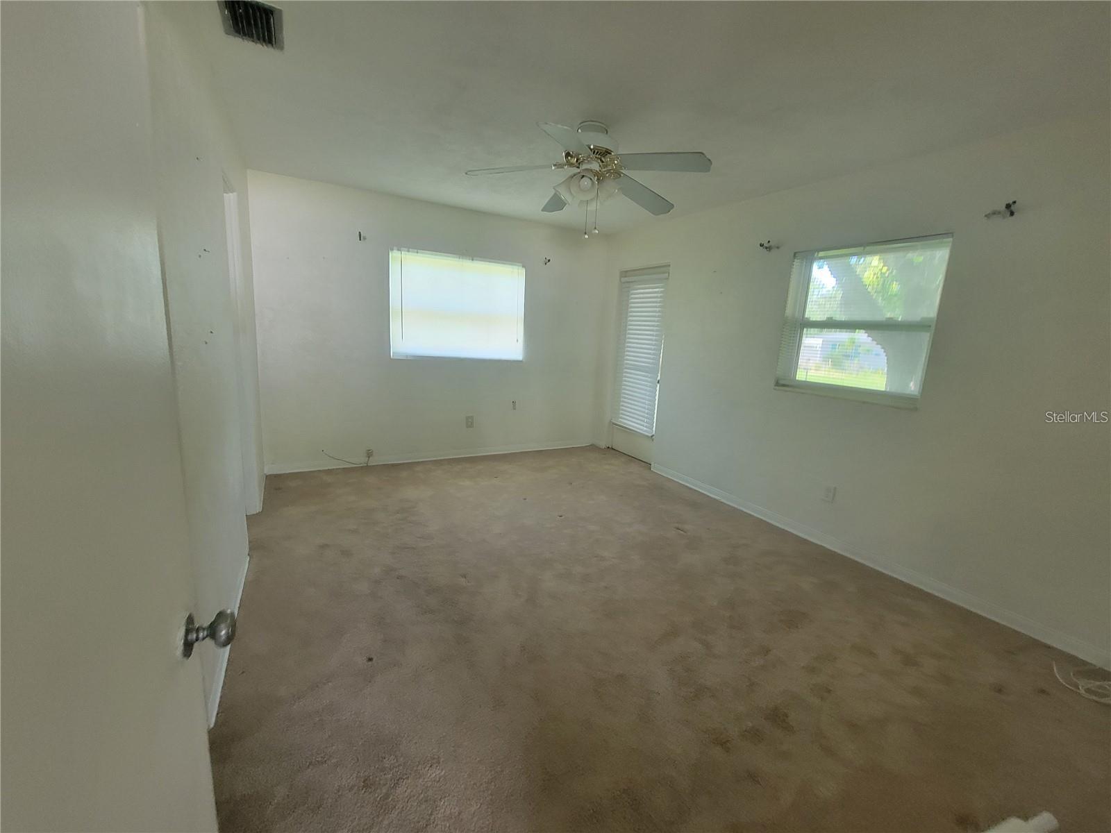 Image 3 of 31 For 5230 11th Avenue S