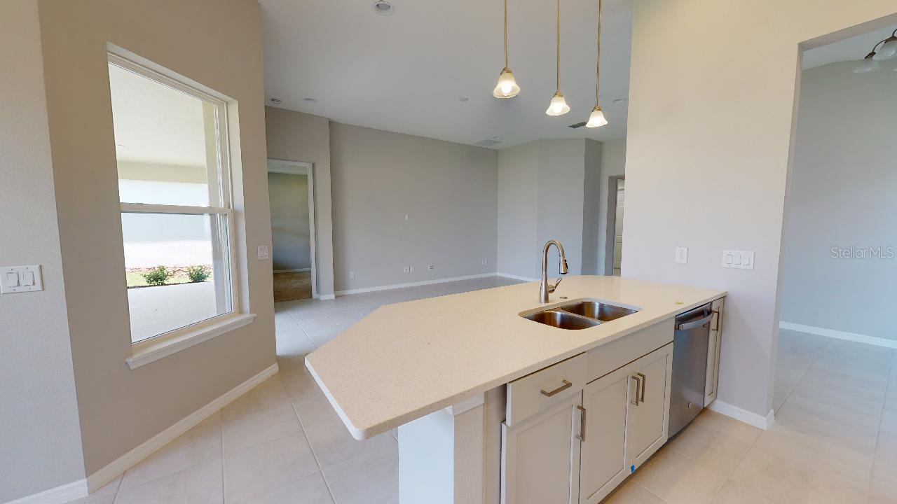 Image 6 of 41 For 14254 Sawmill Street