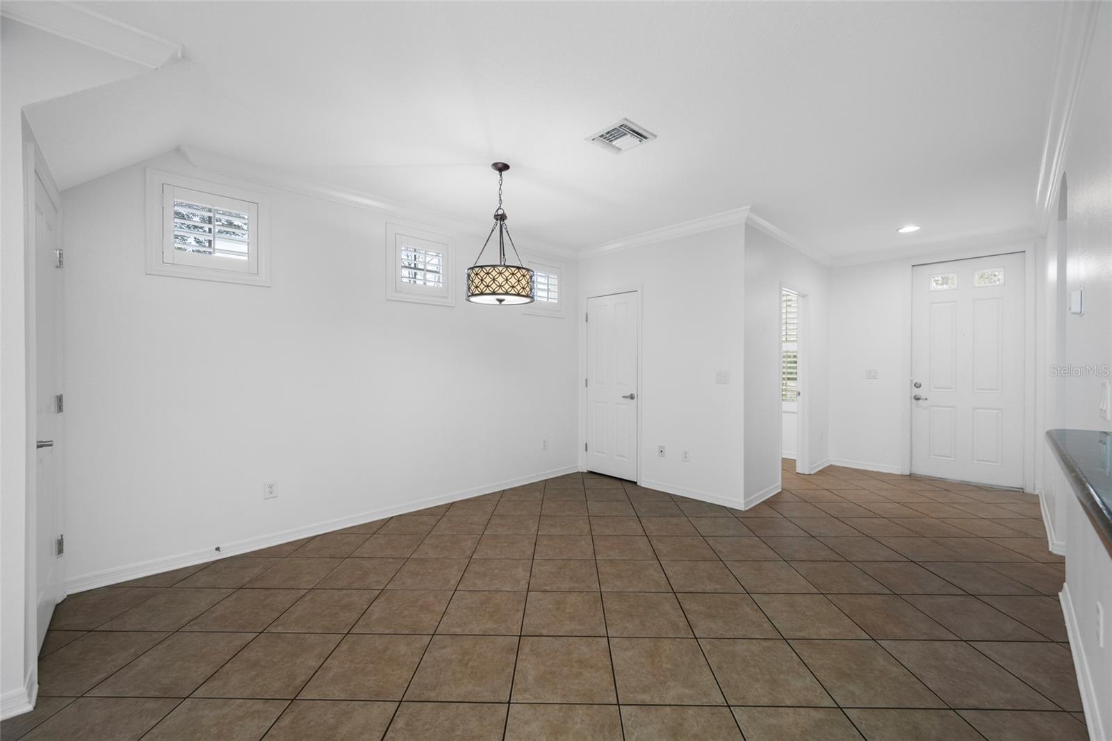 Image 27 of 52 For 11560 Fountainhead Drive