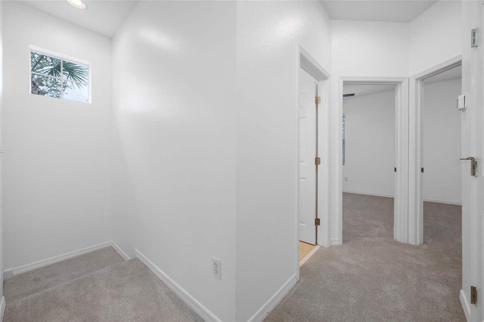 Image 34 of 52 For 11560 Fountainhead Drive