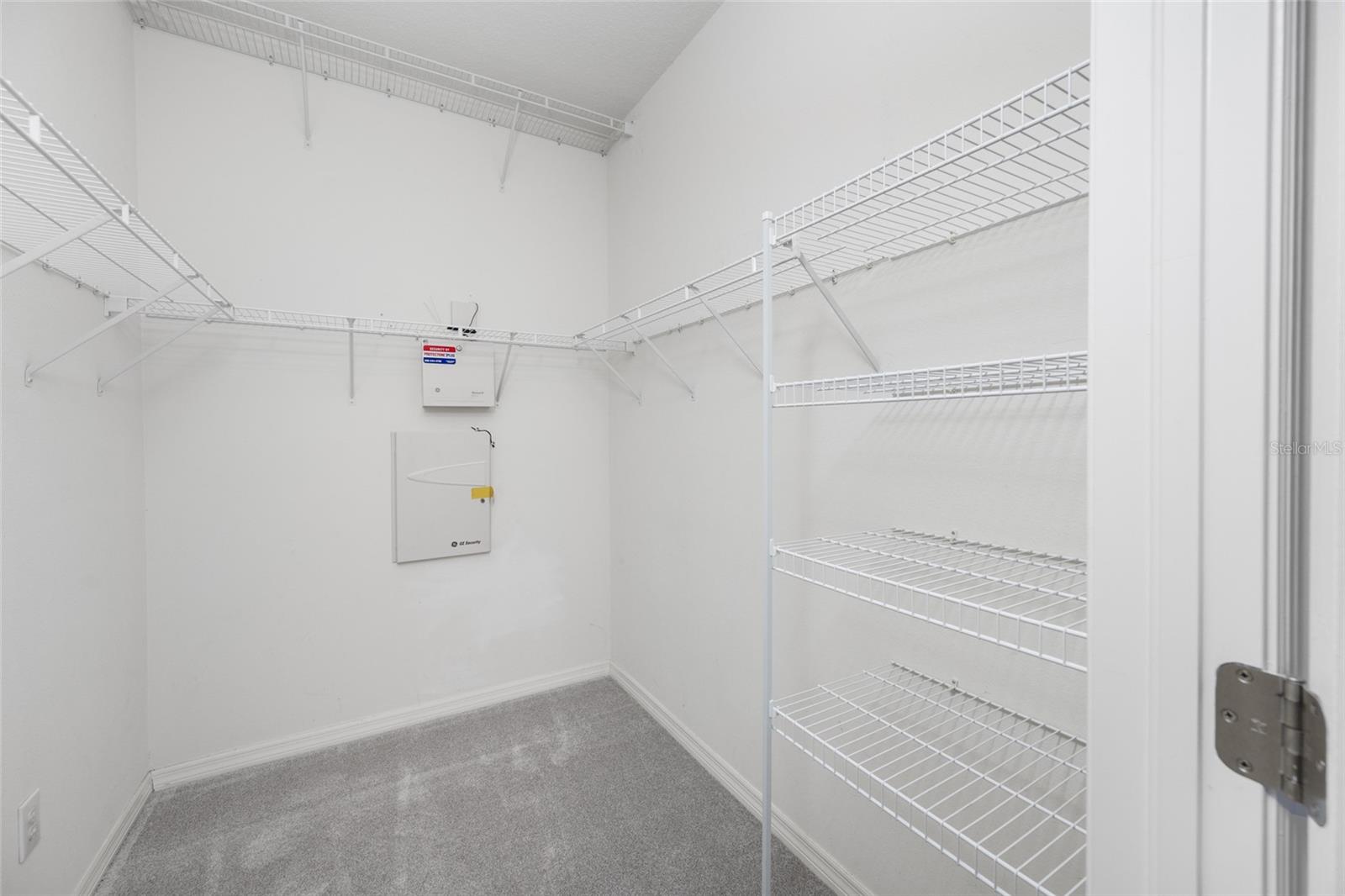 Image 43 of 52 For 11560 Fountainhead Drive