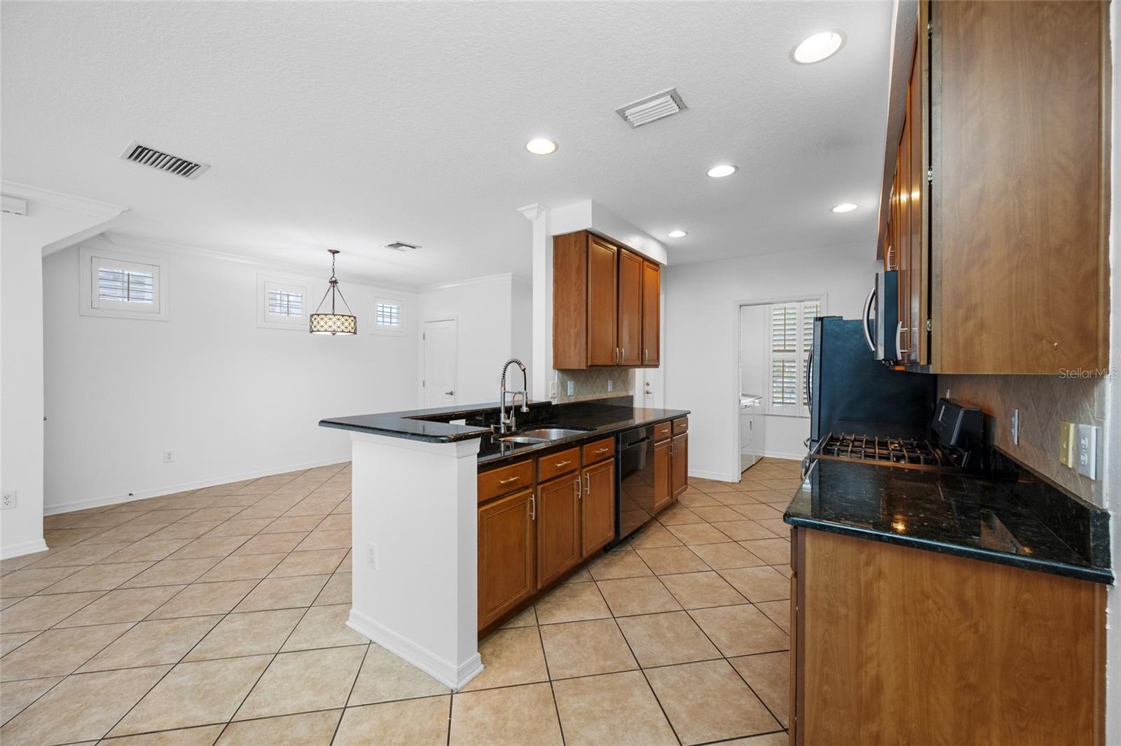 Image 7 of 52 For 11560 Fountainhead Drive