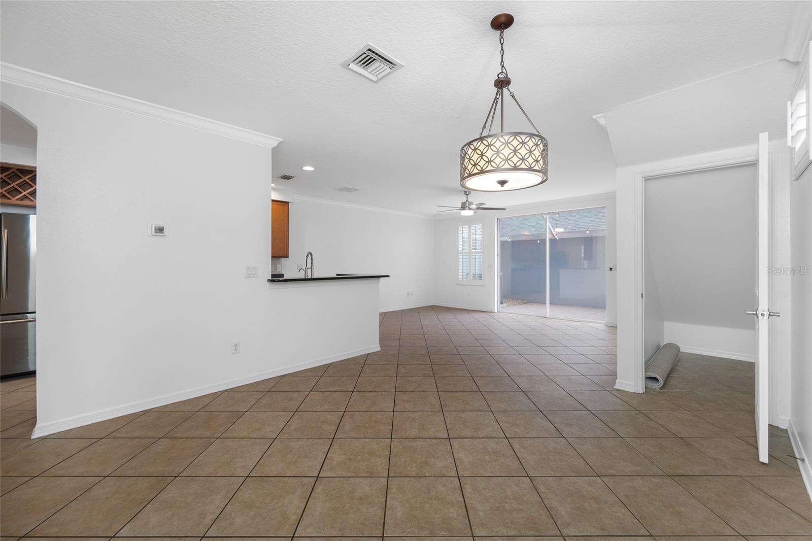 Image 9 of 52 For 11560 Fountainhead Drive