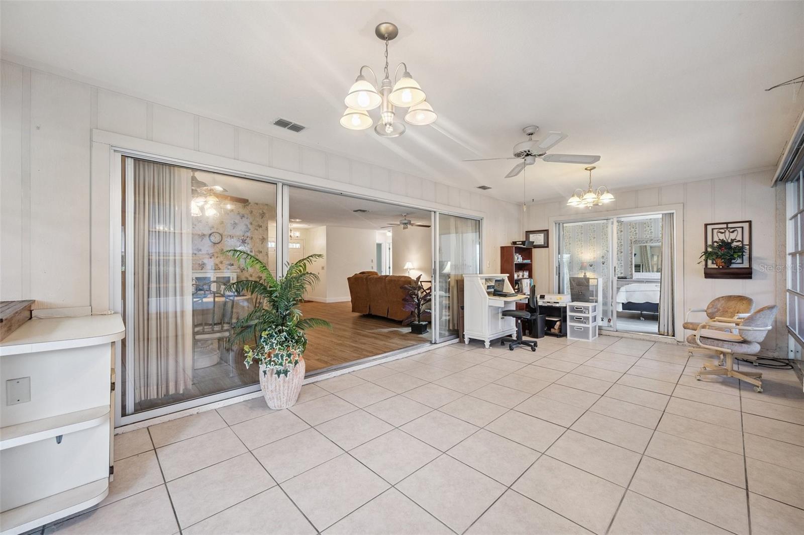 Image 17 of 42 For 4712 Coachmen Road