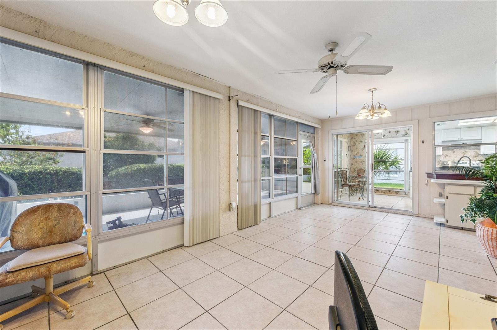 Image 19 of 42 For 4712 Coachmen Road