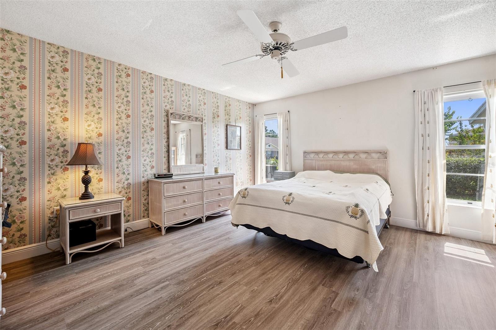 Image 23 of 42 For 4712 Coachmen Road