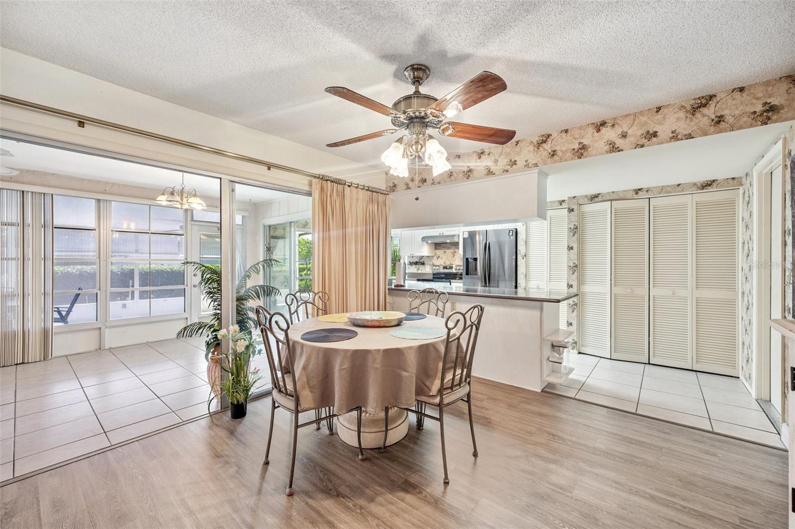 Image 9 of 42 For 4712 Coachmen Road