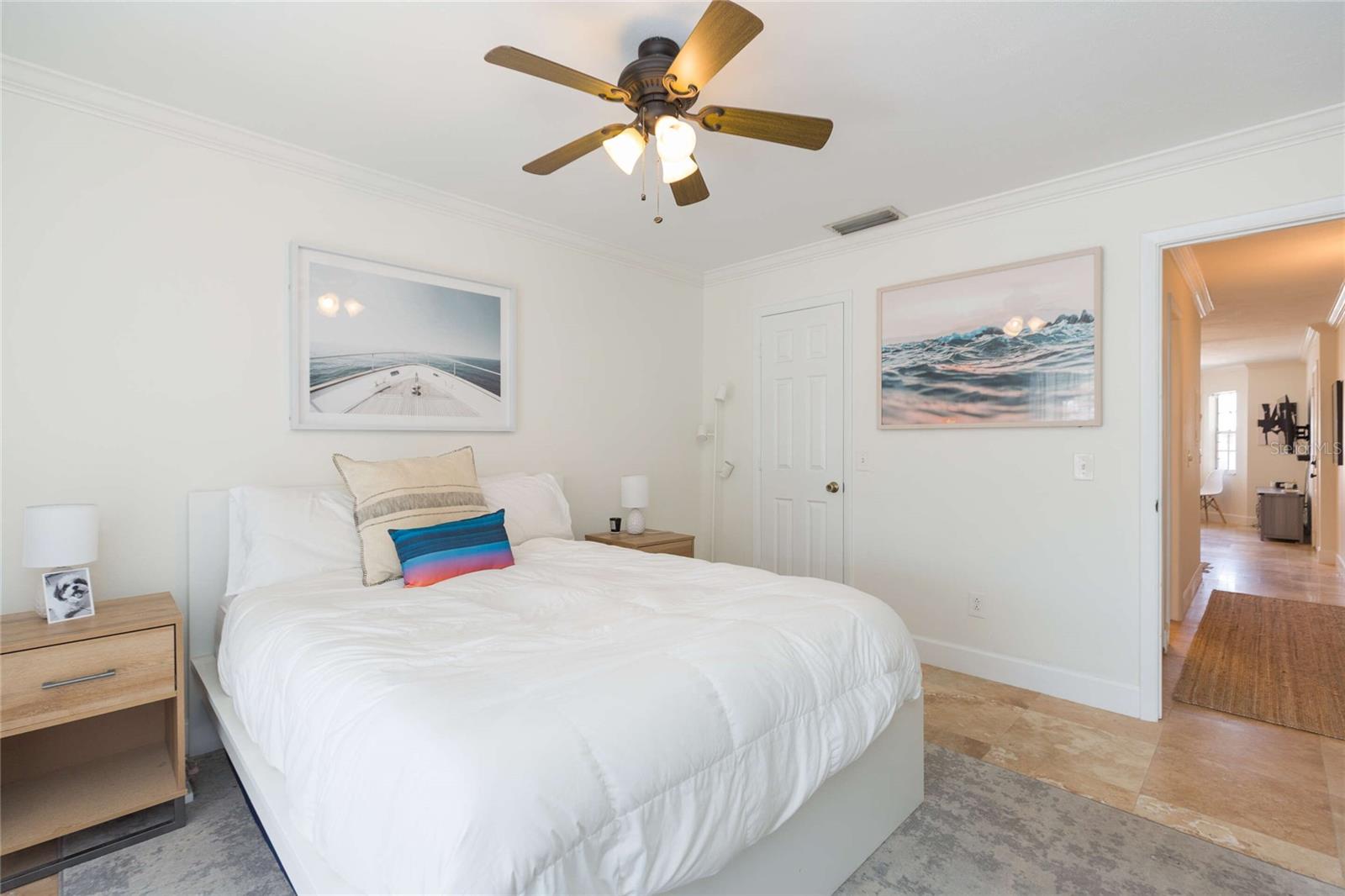 Image 11 of 22 For 4513 Oak Drive Q62a