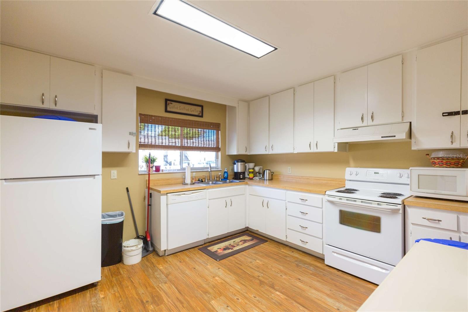 Image 21 of 22 For 4513 Oak Drive Q62a