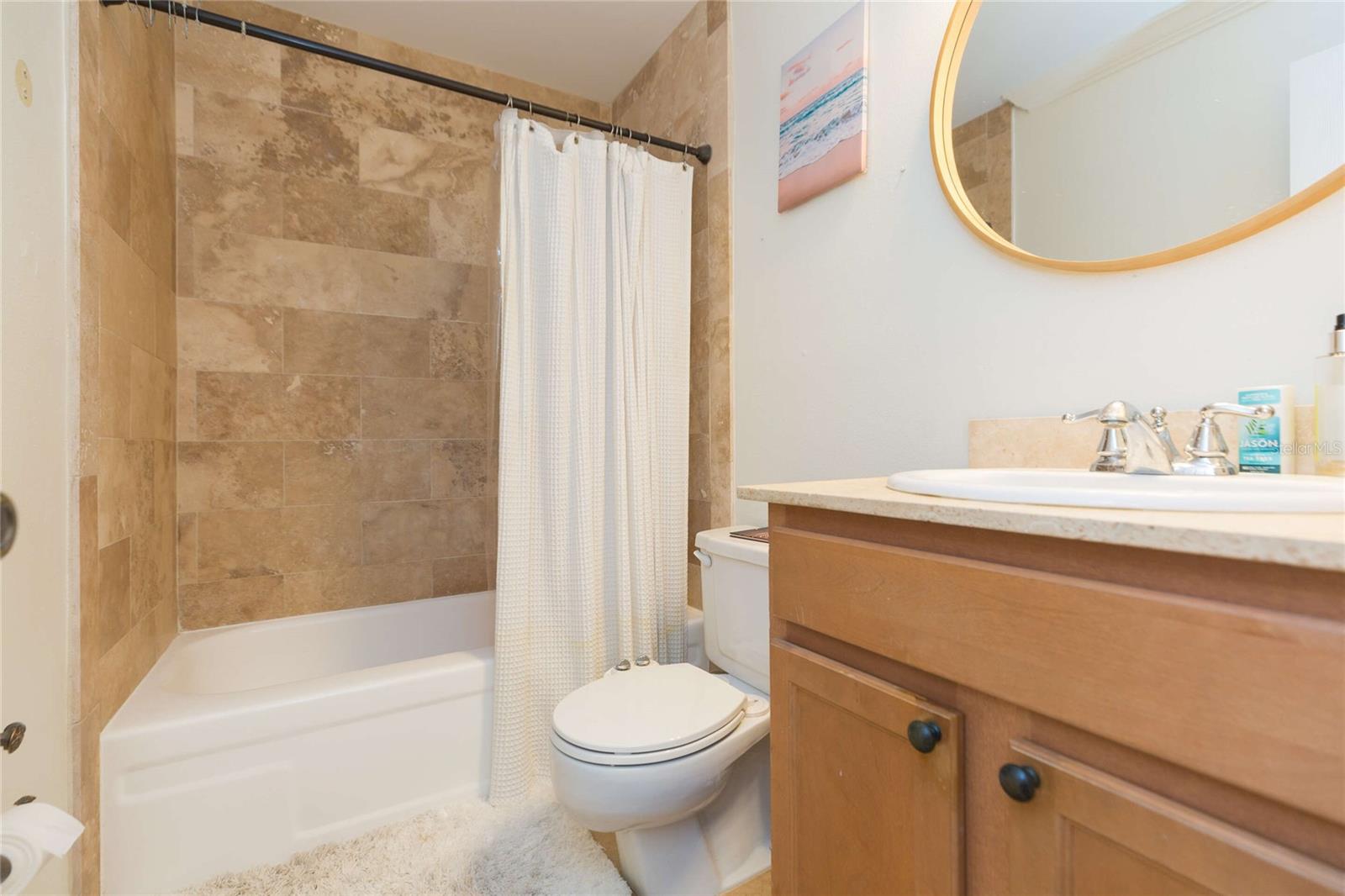 Image 9 of 22 For 4513 Oak Drive Q62a