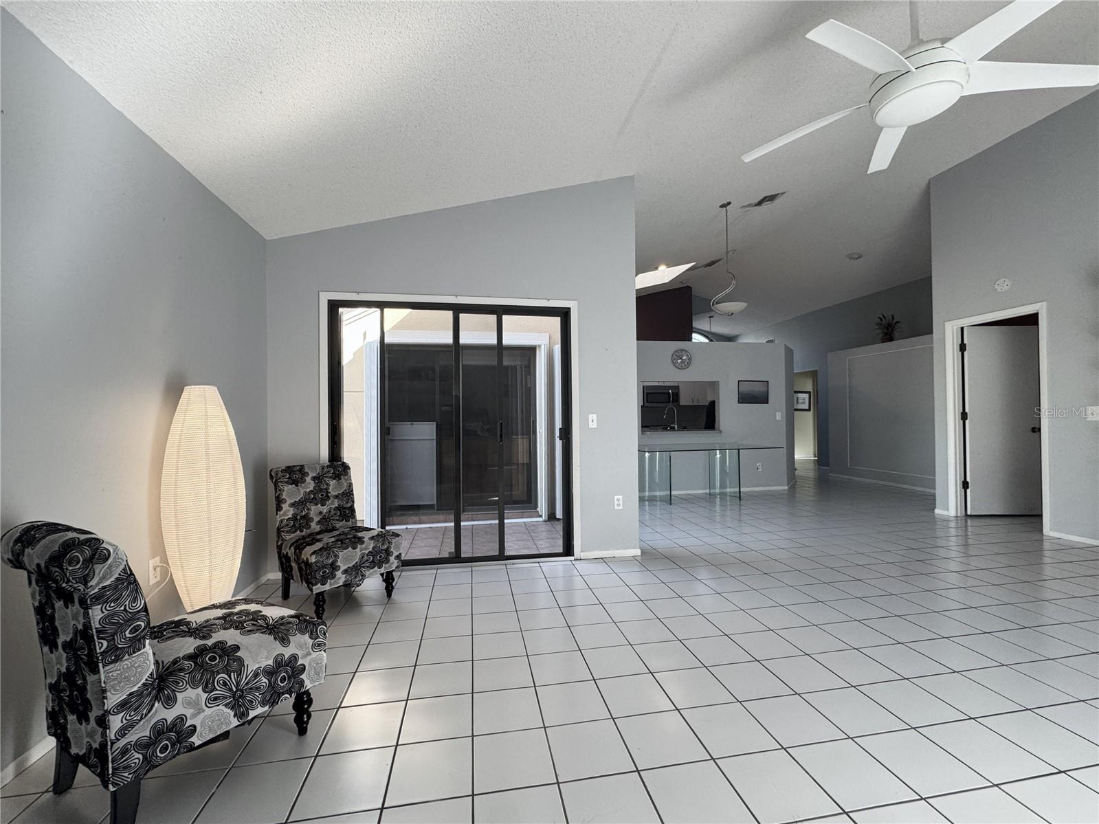 Image 5 of 19 For 7352 Rangi Drive