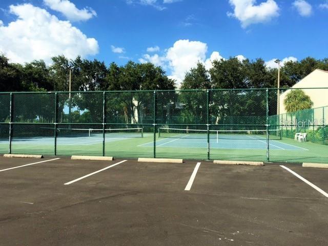 Image 23 of 36 For 1515 Pinellas Bwy S 15