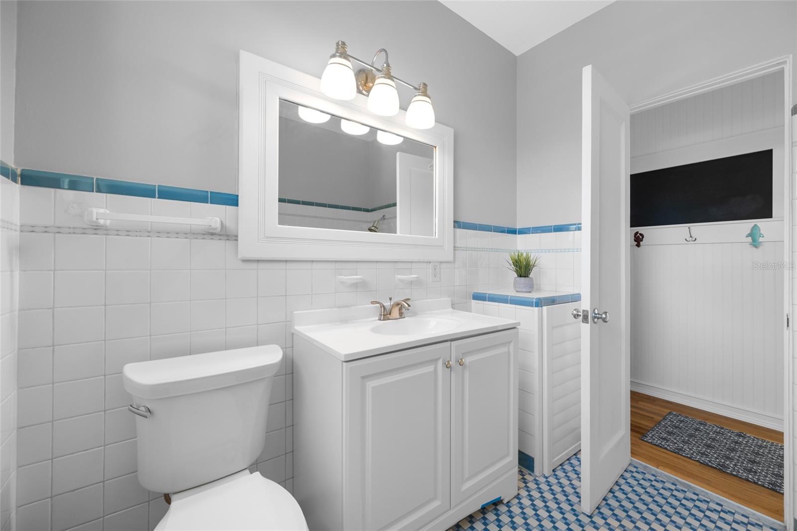 Image 44 of 76 For 205 25th Avenue Ne