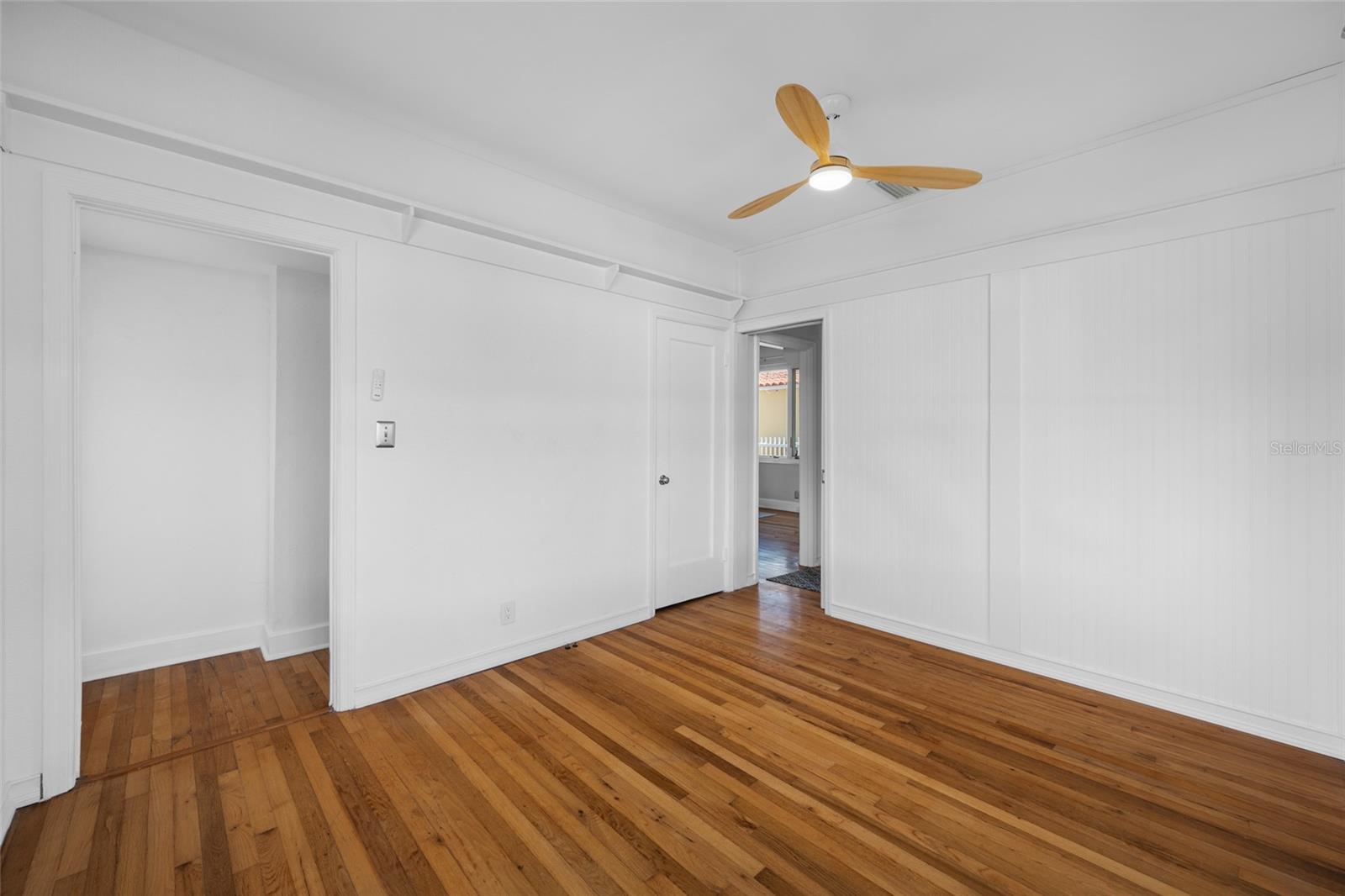 Image 48 of 76 For 205 25th Avenue Ne