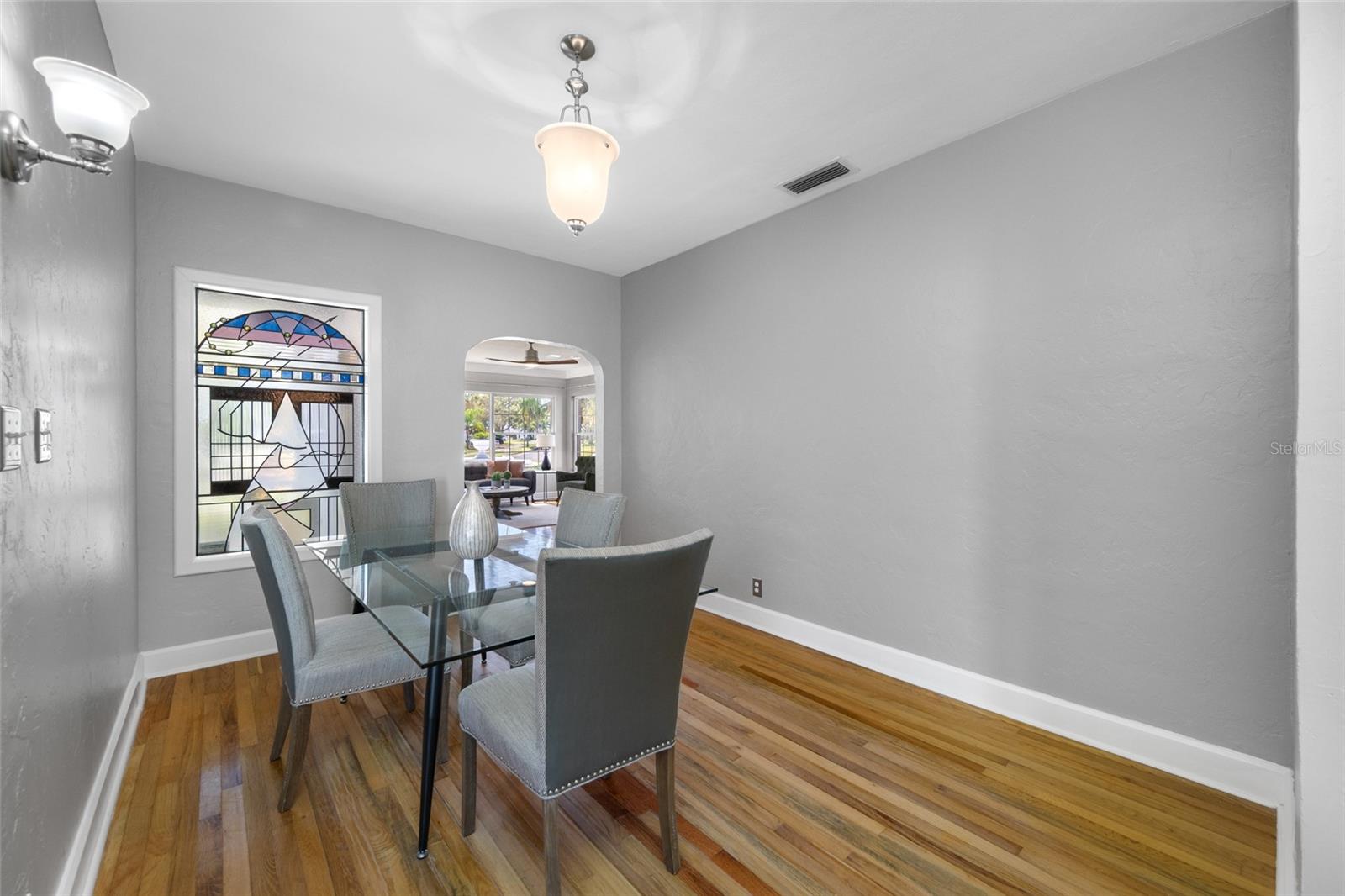 Image 59 of 76 For 205 25th Avenue Ne