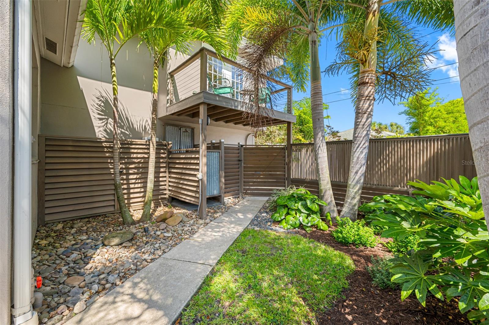 Image 69 of 76 For 205 25th Avenue Ne