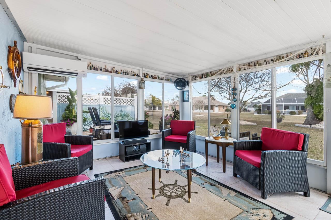 Image 12 of 34 For 1728 Coco Palm Circle