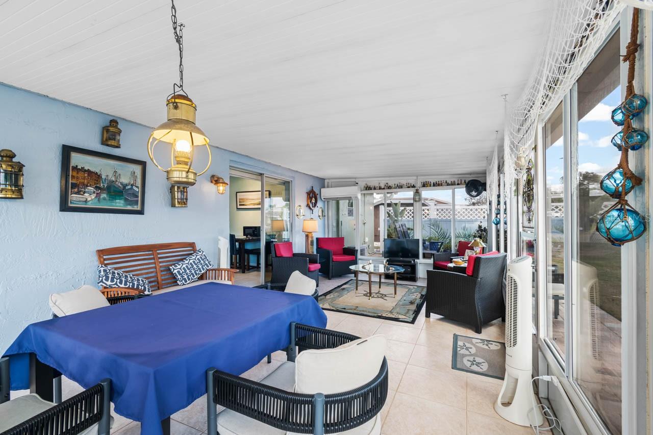 Image 14 of 34 For 1728 Coco Palm Circle