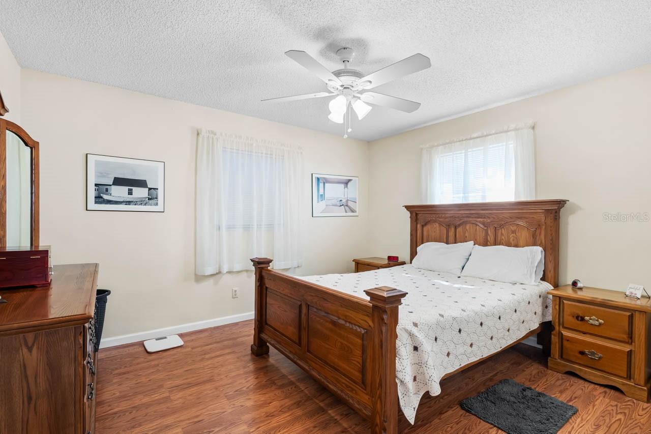 Image 19 of 34 For 1728 Coco Palm Circle