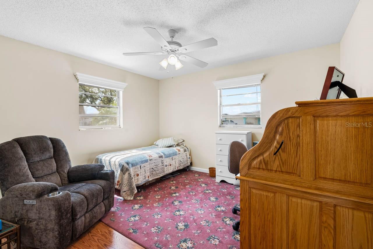 Image 20 of 34 For 1728 Coco Palm Circle