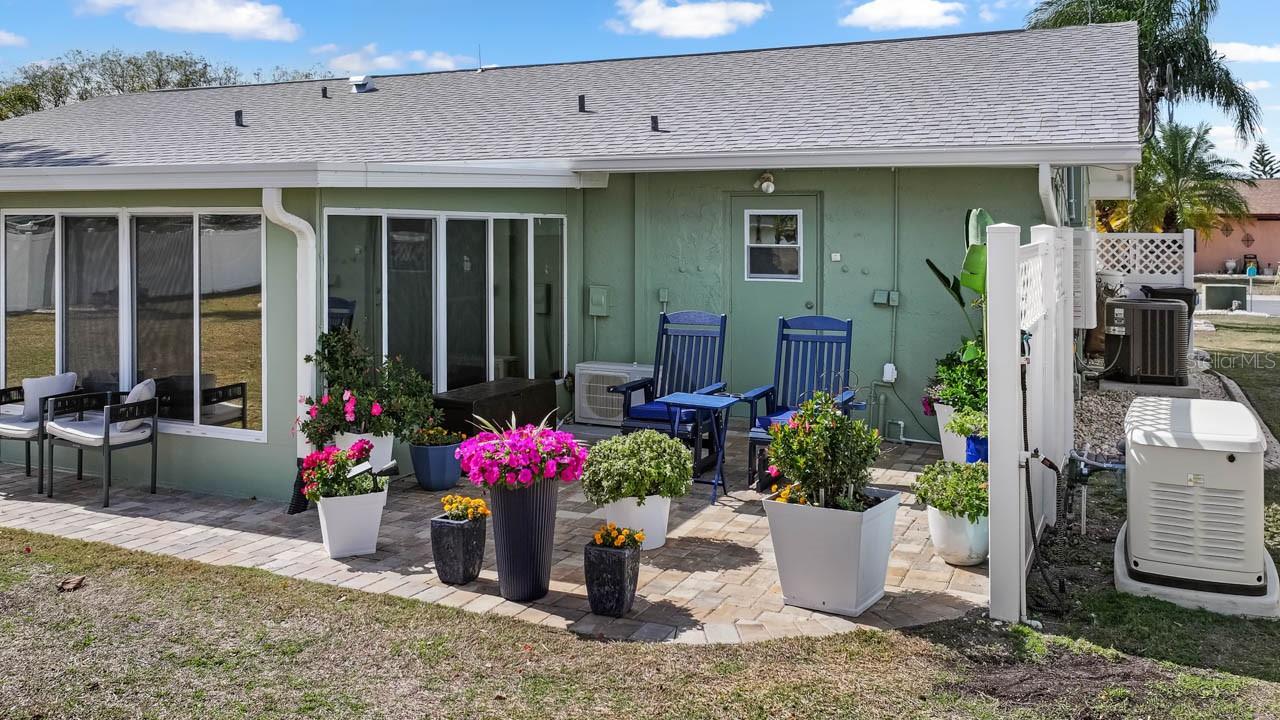 Image 23 of 34 For 1728 Coco Palm Circle