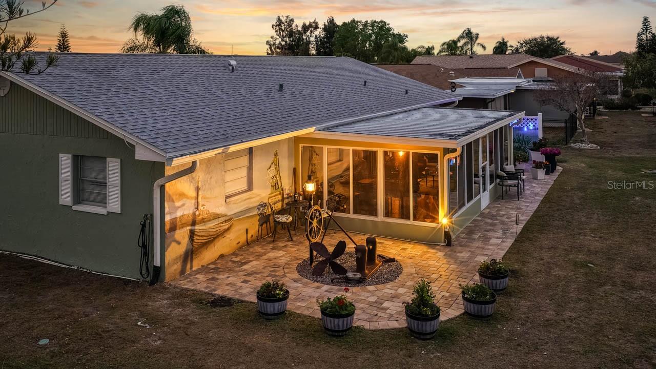 Image 3 of 34 For 1728 Coco Palm Circle