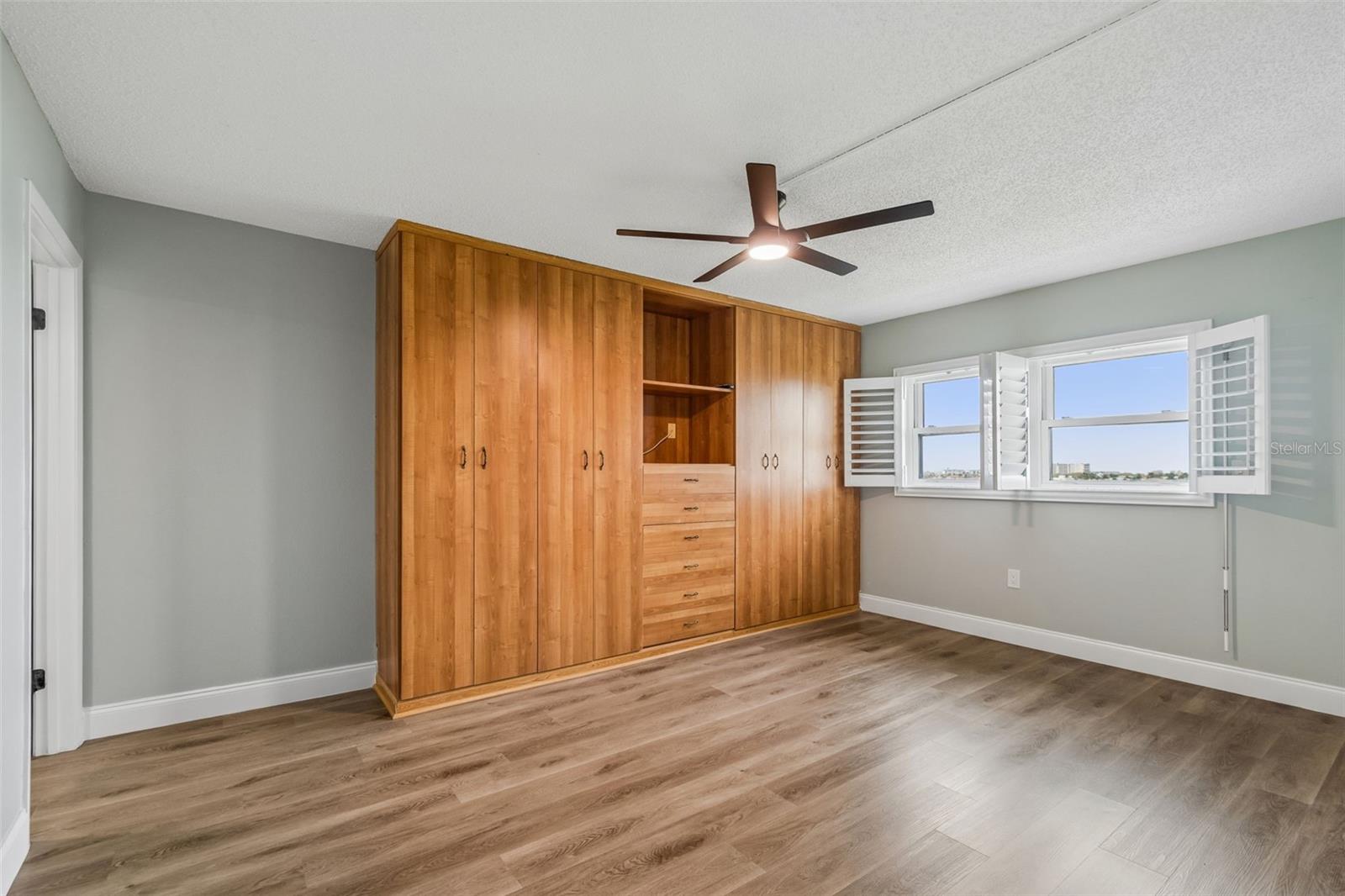 Image 13 of 49 For 7050 Sunset Drive S 605