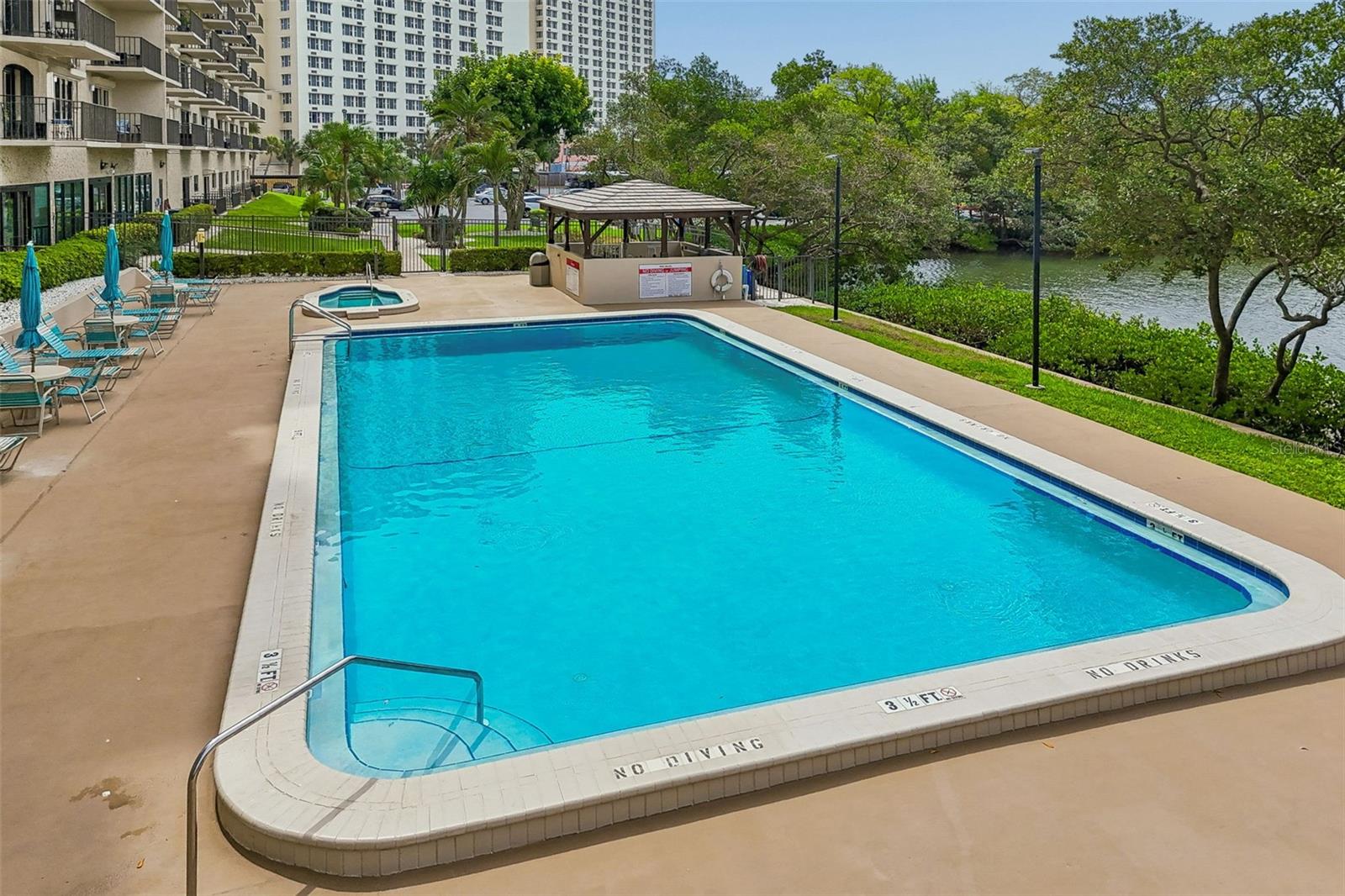 Image 23 of 49 For 7050 Sunset Drive S 605