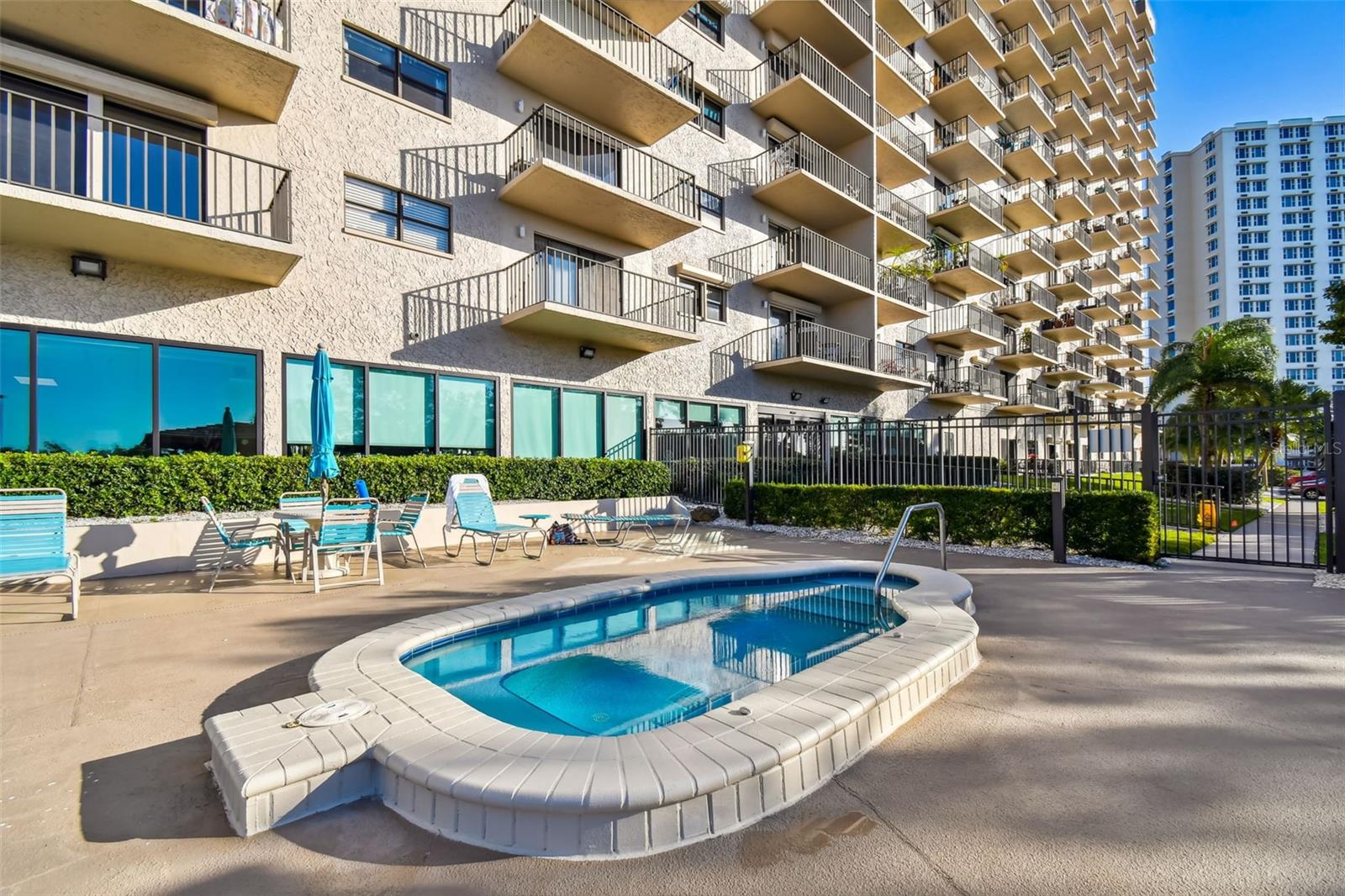 Image 26 of 49 For 7050 Sunset Drive S 605