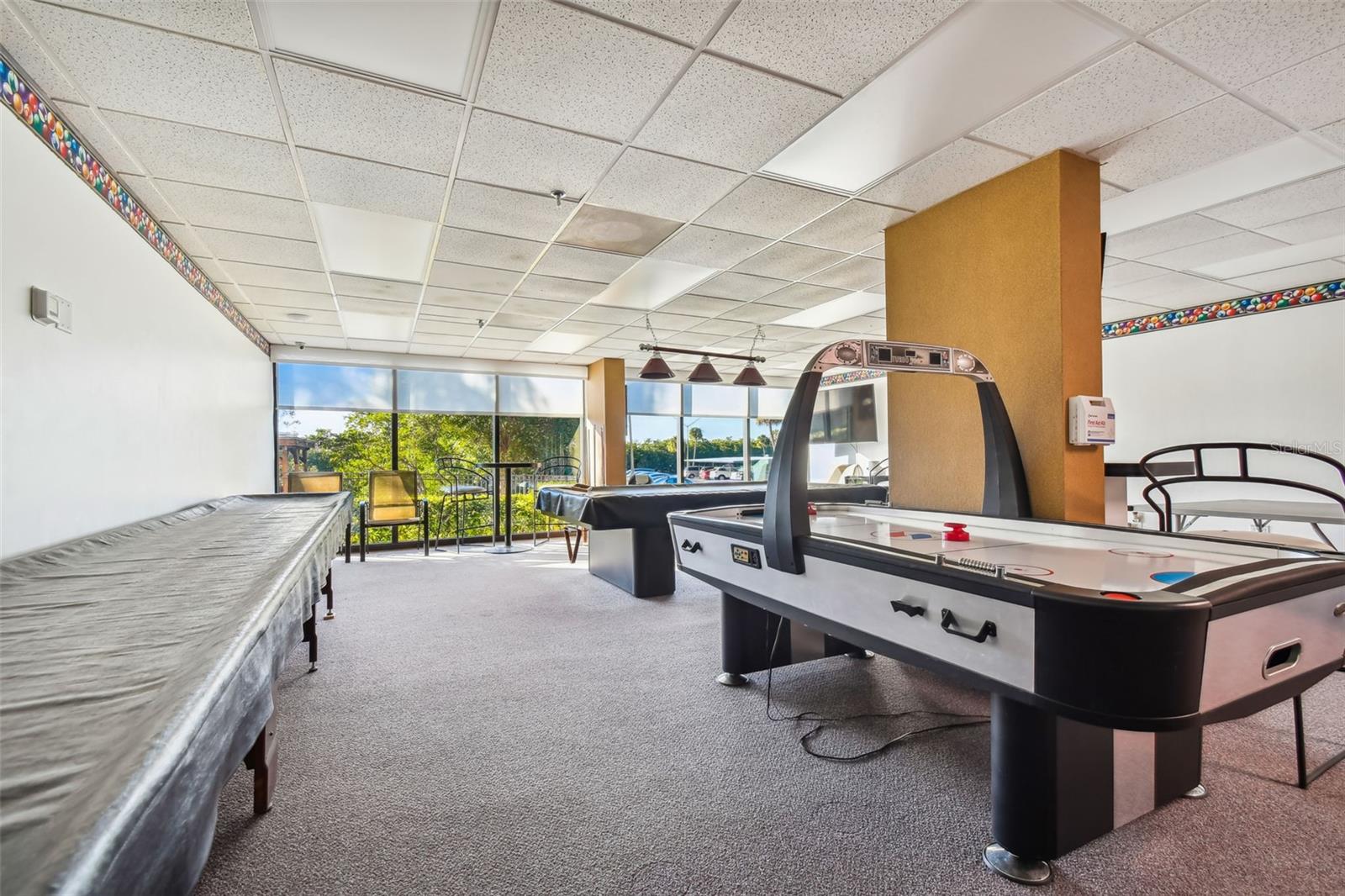 Image 39 of 49 For 7050 Sunset Drive S 605