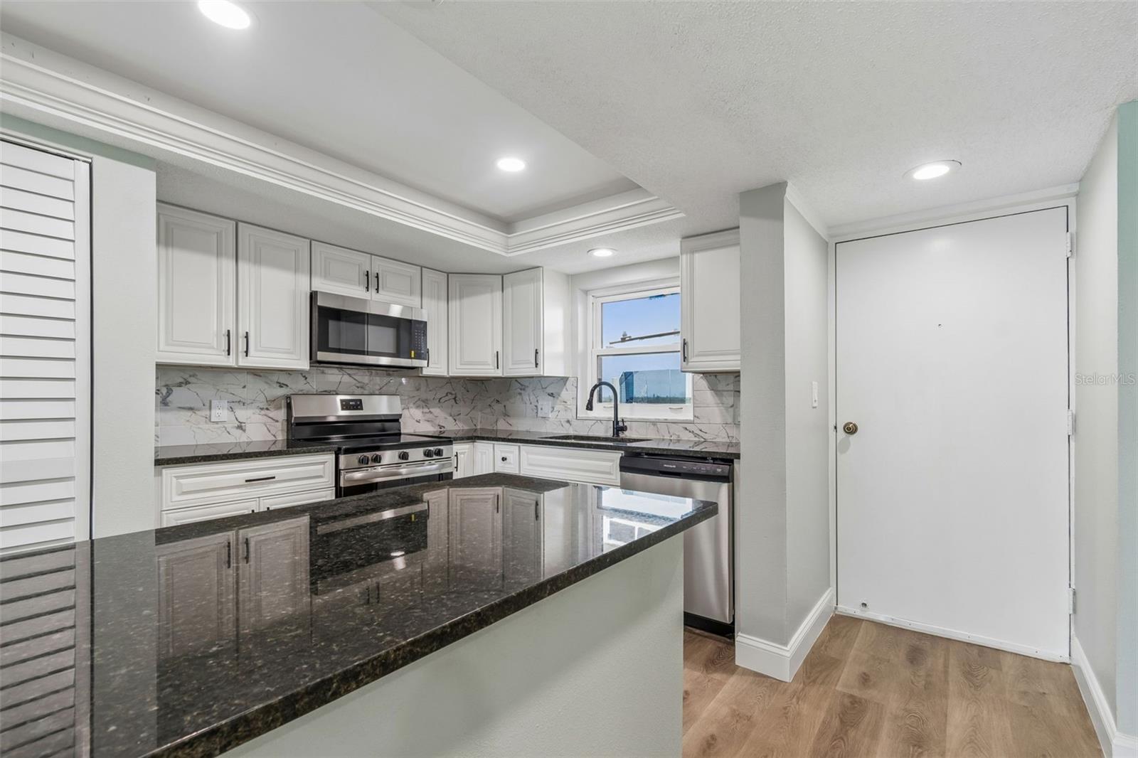 Image 4 of 49 For 7050 Sunset Drive S 605