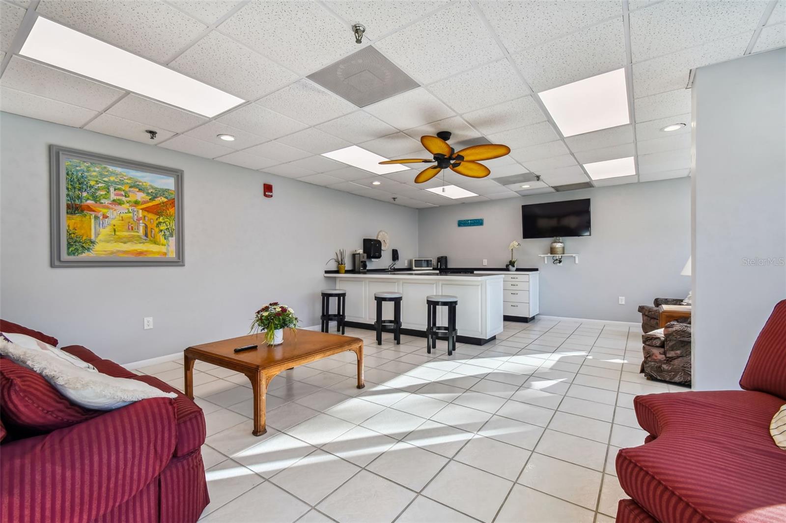 Image 43 of 49 For 7050 Sunset Drive S 605