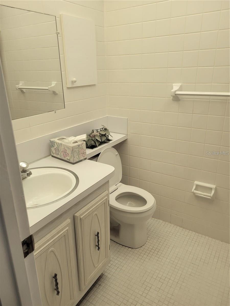 Image 17 of 32 For 9950 62nd Terrace N 404