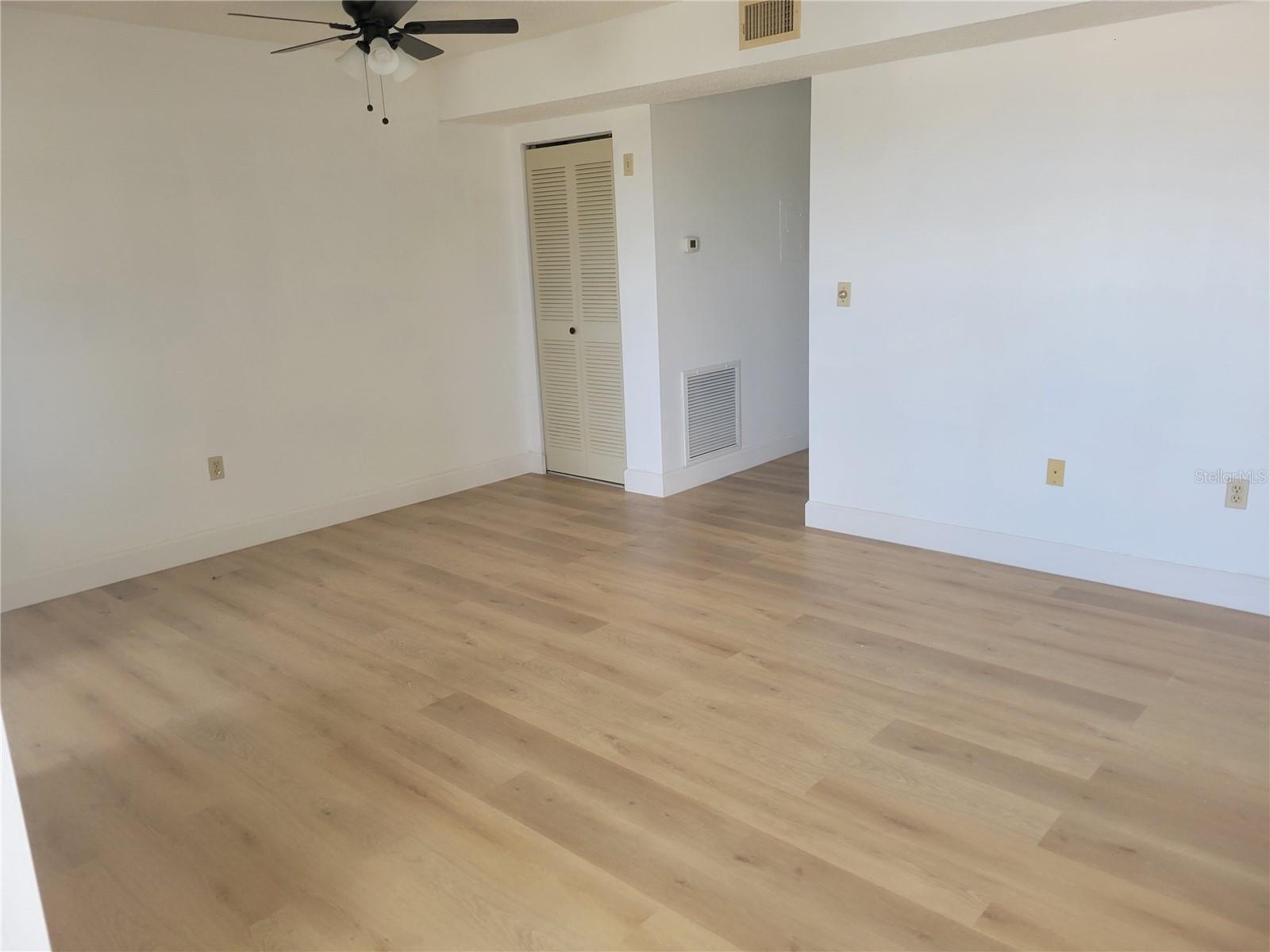 Image 9 of 32 For 9950 62nd Terrace N 404